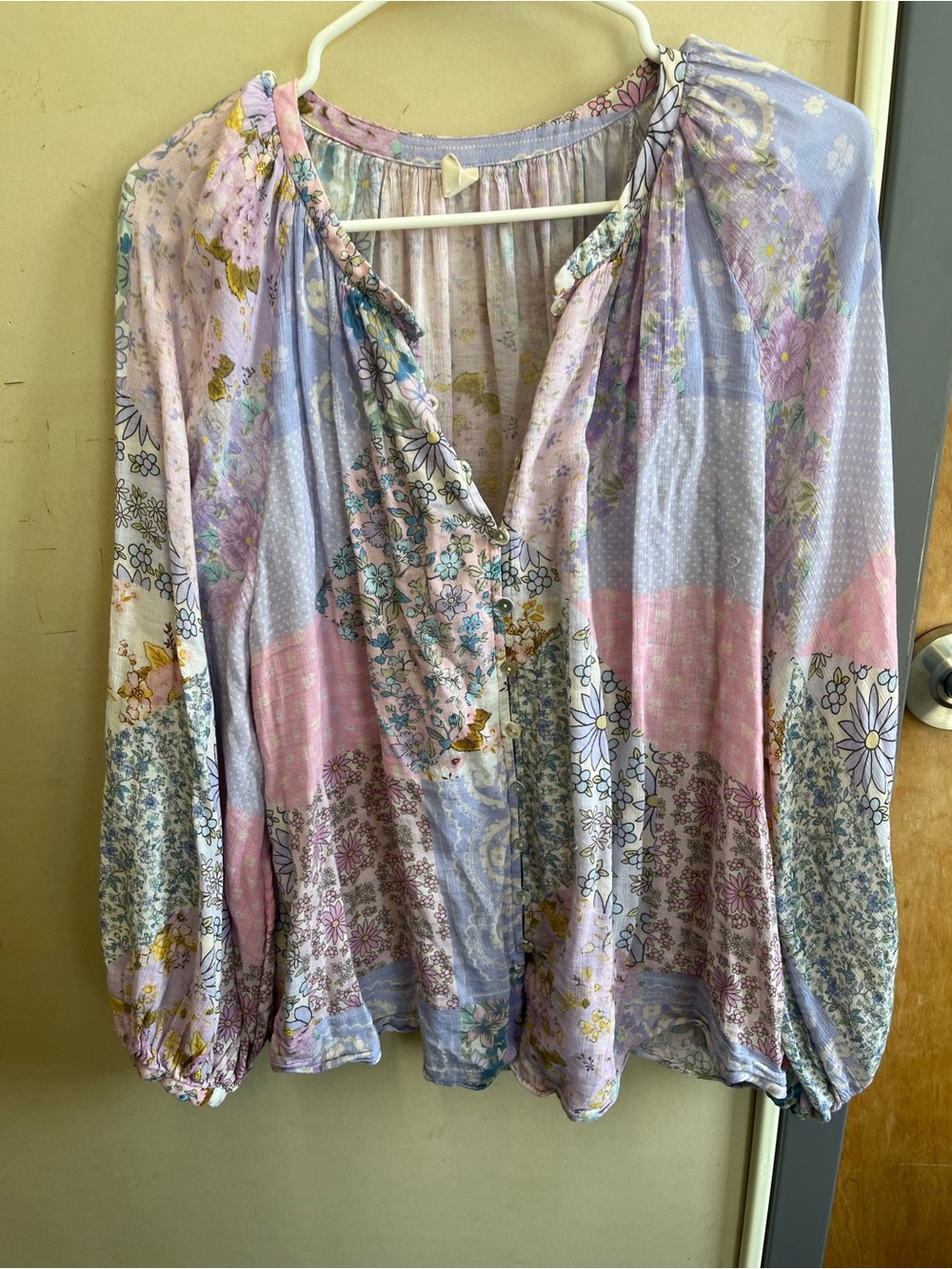Floral Patchwork Long-Sleeve Women's Blouse in Pastel Pink & Lavender